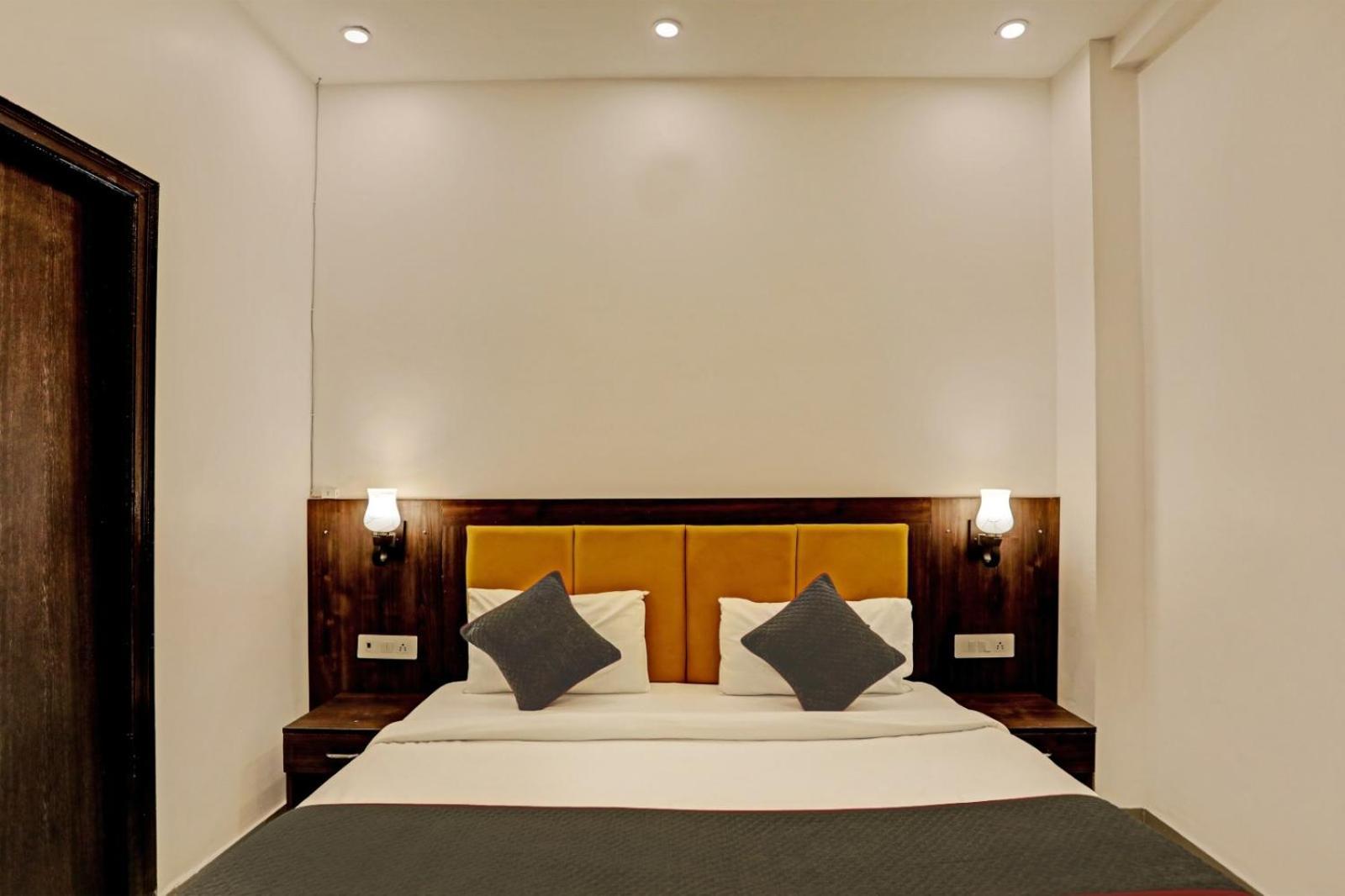 Hotel Golden Prime King New Delhi Extérieur photo
