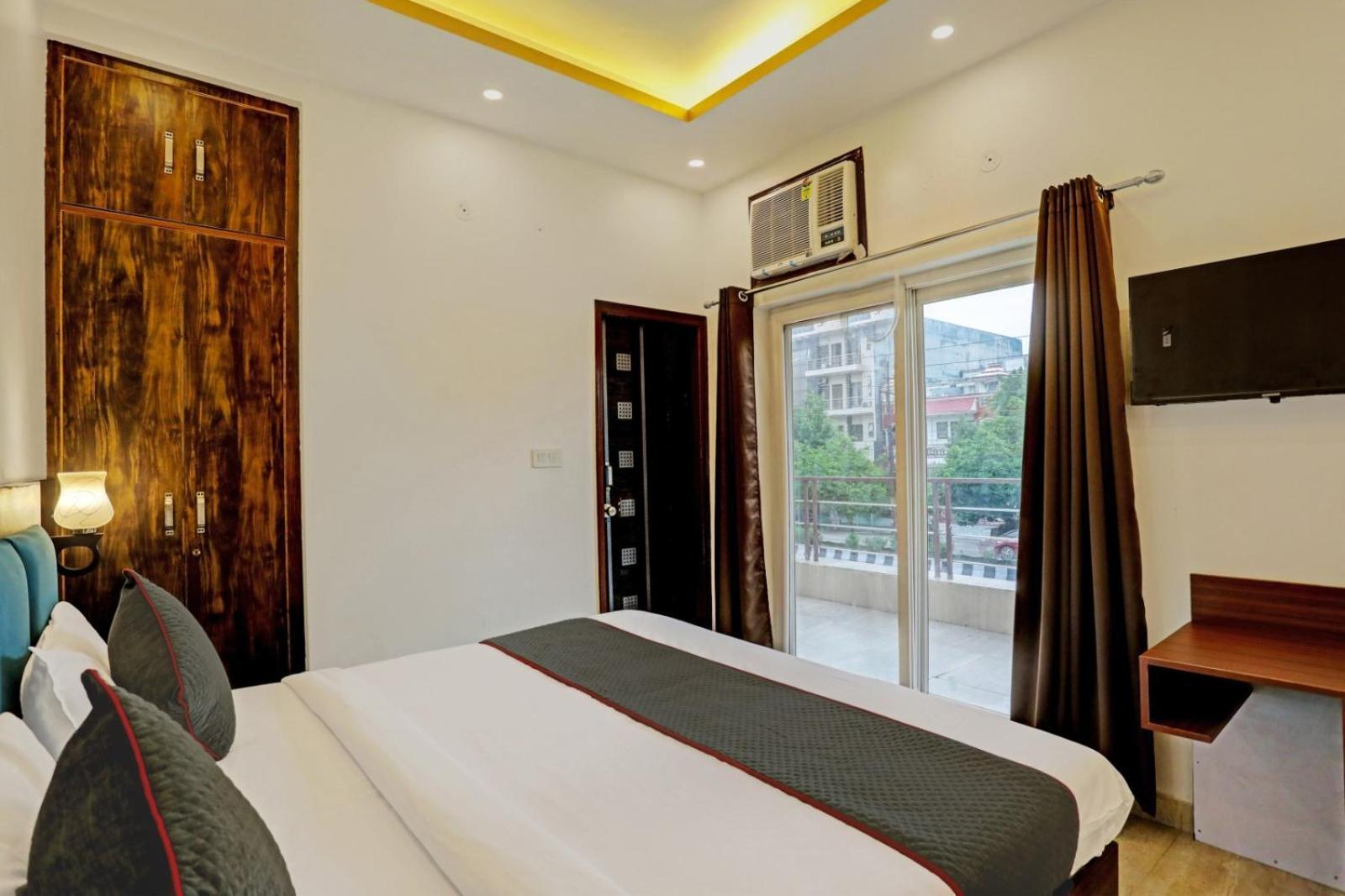 Hotel Golden Prime King New Delhi Extérieur photo